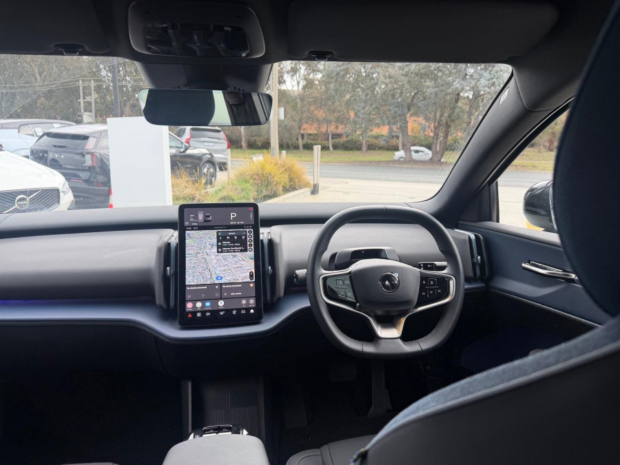2024 MY25 Volvo EX30  Single Motor Extended Range Plus SUV Image 15