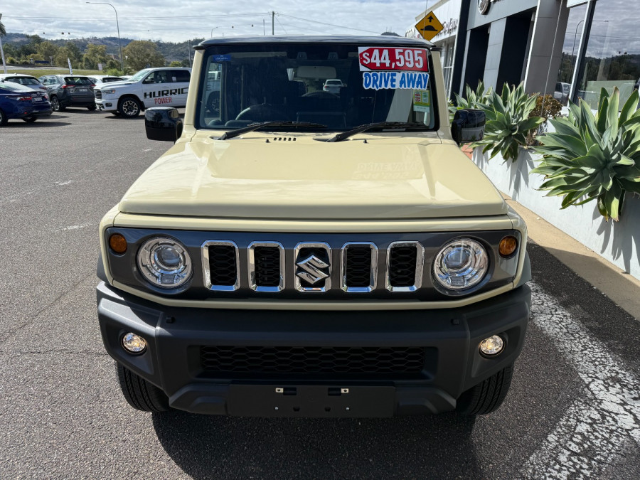 2025 Suzuki Jimny XL Wagon Image 4
