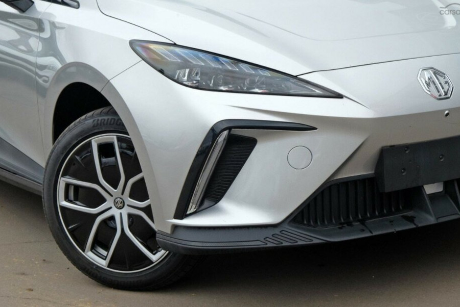 2024 MG MG4 MEH32 Essence 64 Hatch Image 7