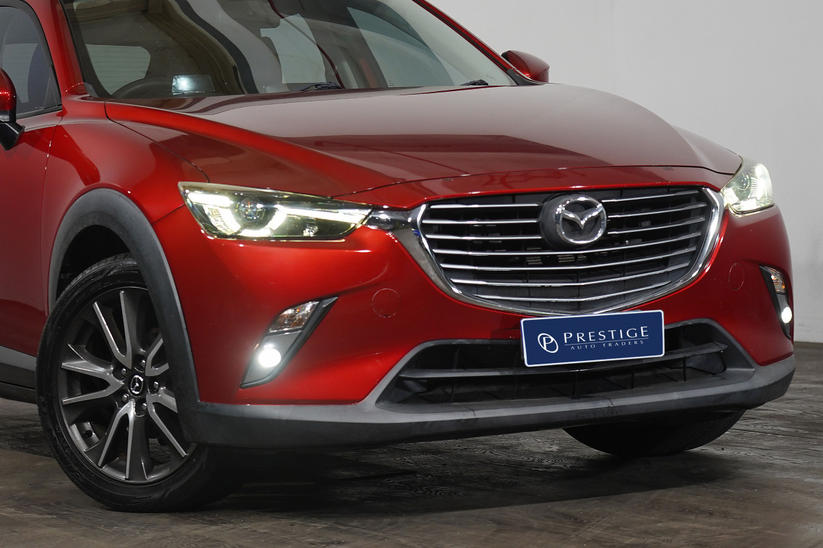 2017 Mazda CX-3 S Touring (Fwd) SUV Image 2