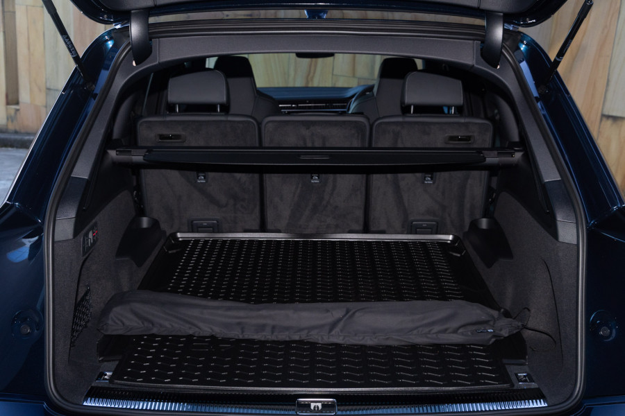 2026 MY25 Audi Q7 4M TFSI 250kW S line SUV