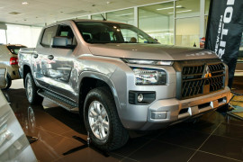 Mitsubishi Triton GLX+ MV