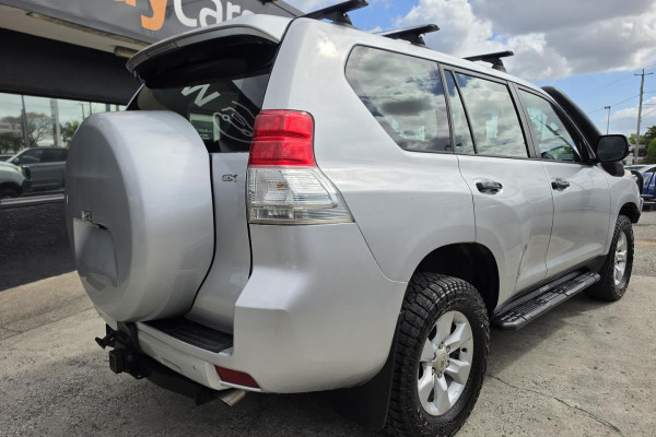 2013 MY14 Toyota LandCruiser Prado GDJ150R GX SUV Image 9