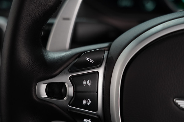 2019 Aston Martin Vantage Coupe Image 40