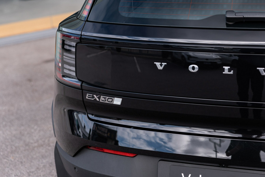 2026 Volvo EX30  Single Motor Extended Range Plus SUV Image 13