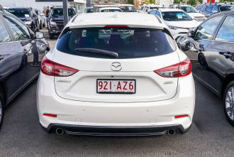 2017 Mazda 3 BN Series SP25 Astina Hatchback Image 4