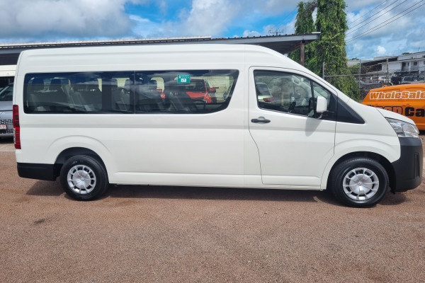 2022 Toyota HiAce GDH322R Commuter Bus