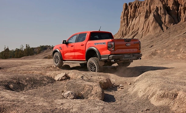 Front & Rear Locking Differentials Image