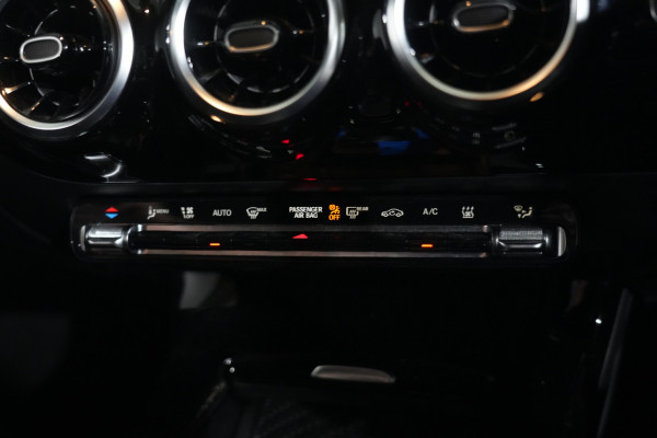 2021 Mercedes-Benz A-Class A250e Hatch image 17
