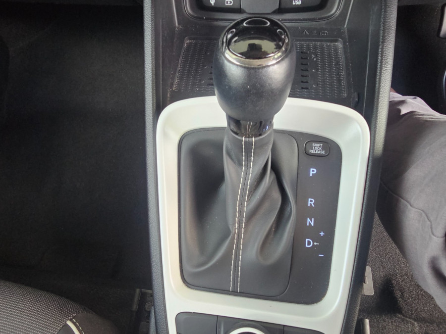2023 Hyundai Venue QX.V5 Elite SUV Image 21
