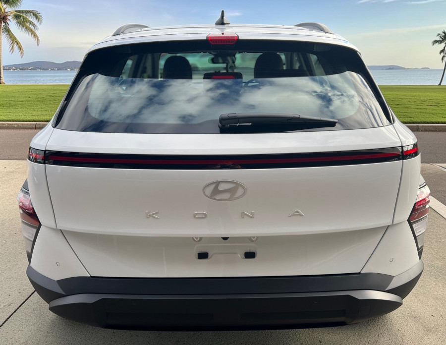 2027 Hyundai KONA SX2.V3 Elite SUV Image 4