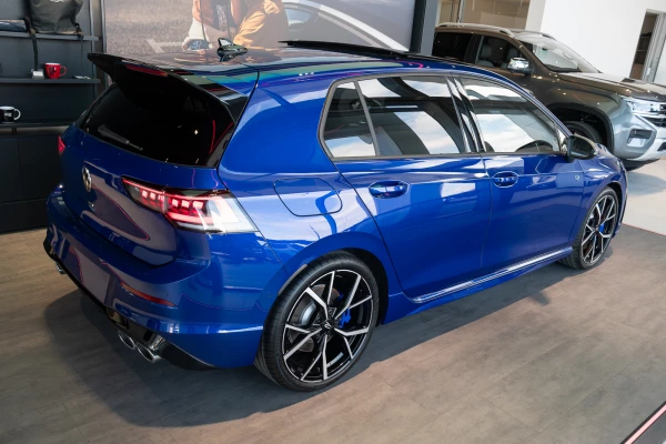 2026 MY25 Volkswagen Golf 8.5 R Hatch Image 3