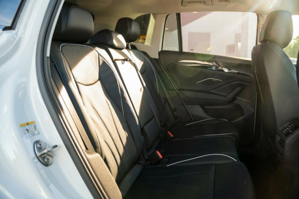 2026 Volkswagen Tiguan CT 150TSI eHybrid Elegance SUV Image 10