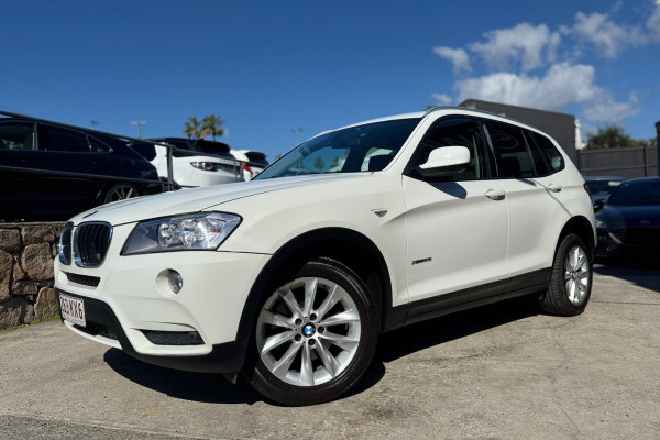 2013 BMW X3 F25 20 xDrive SUV Image 2