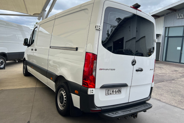 2020 Mercedes-Benz Sprinter VS30 311CDI Van Image 5