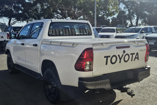 2022 Toyota HiLux GUN126R SR Ute Image 5