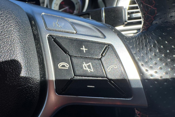 2015 Mercedes-Benz E-Class C207 E250 Coupe Image 17