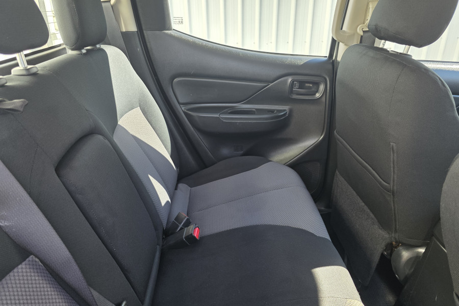 2021 MY22 Mitsubishi Triton MR GLX Ute Image 13