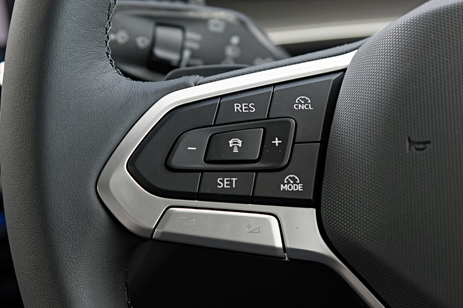 2025 Volkswagen Tayron R4 110TSI Life SUV