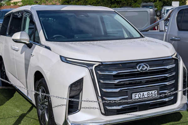2023 LDV MIFA EPX1A LUXE People Mover