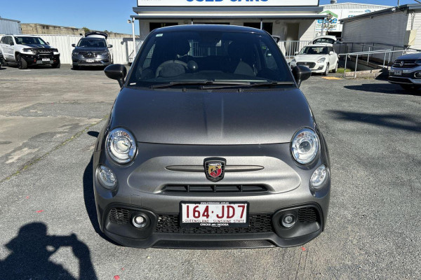 2023 Abarth 695  Competizione Hatch Image 2