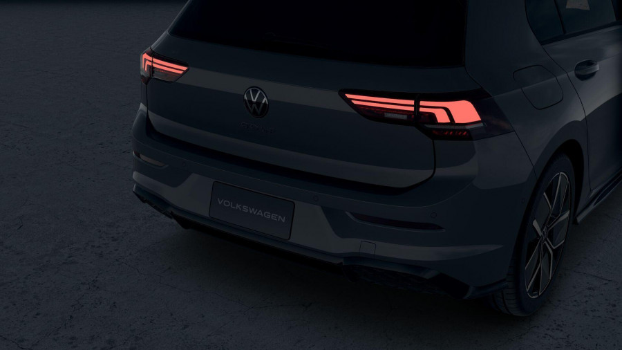 2026 Volkswagen Golf 8.5 110TSI R-Line Hatch Image 5