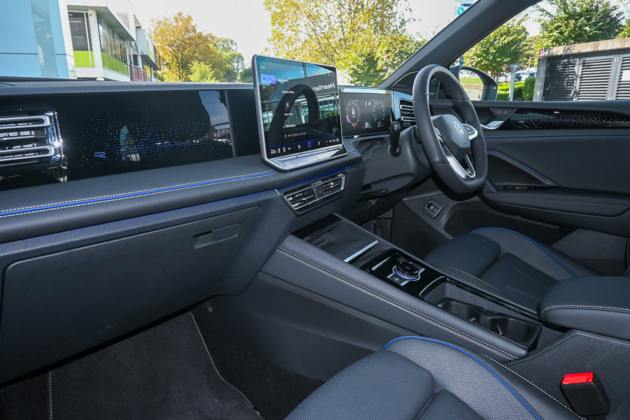 2024 Volkswagen Tiguan 195TSI R-Line SUV Image 8