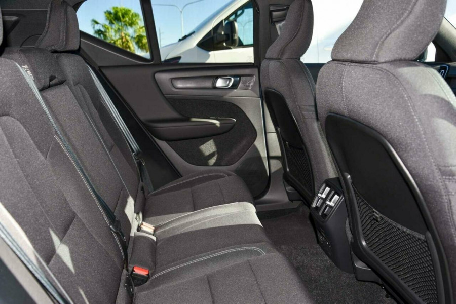 2023 MY24 Volvo XC40 XZ Recharge Pure Electric SUV Image 6