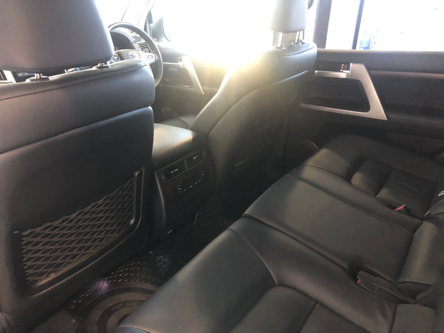 2018 Toyota Landcruiser VDJ200R VX SUV Image 6
