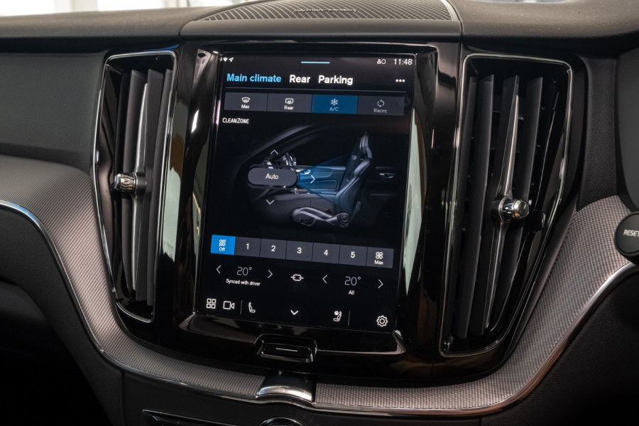 2025 Volvo XC60 UZ Plus B5 SUV Image 13