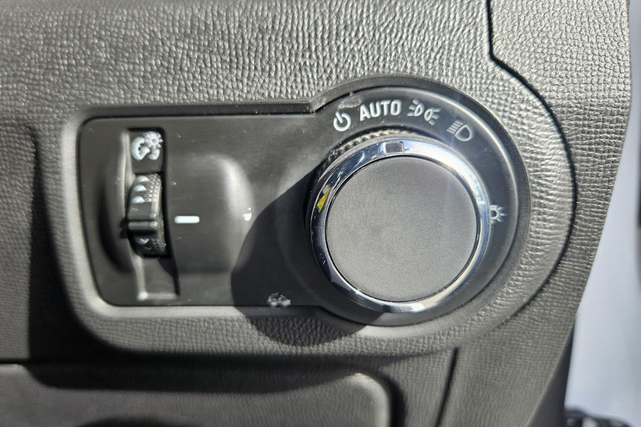 2020 Holden Colorado RG LS Crew Cab Pickup Image 30