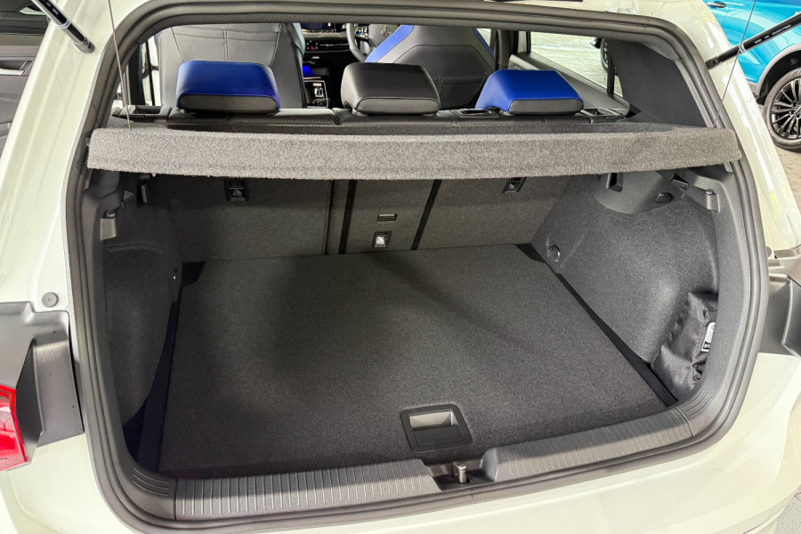 2024 MY24.5 Volkswagen Golf 8 R Hatch Image 25