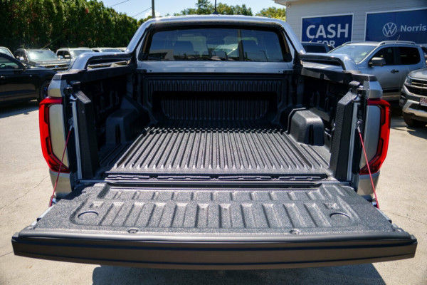2025 Volkswagen Amarok NF TDI500 Style Ute Image 8