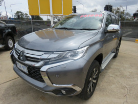 Mitsubishi Pajero Sport Exceed QE