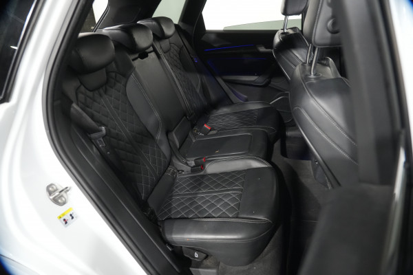 2018 Audi SQ5 FY  SUV image 31