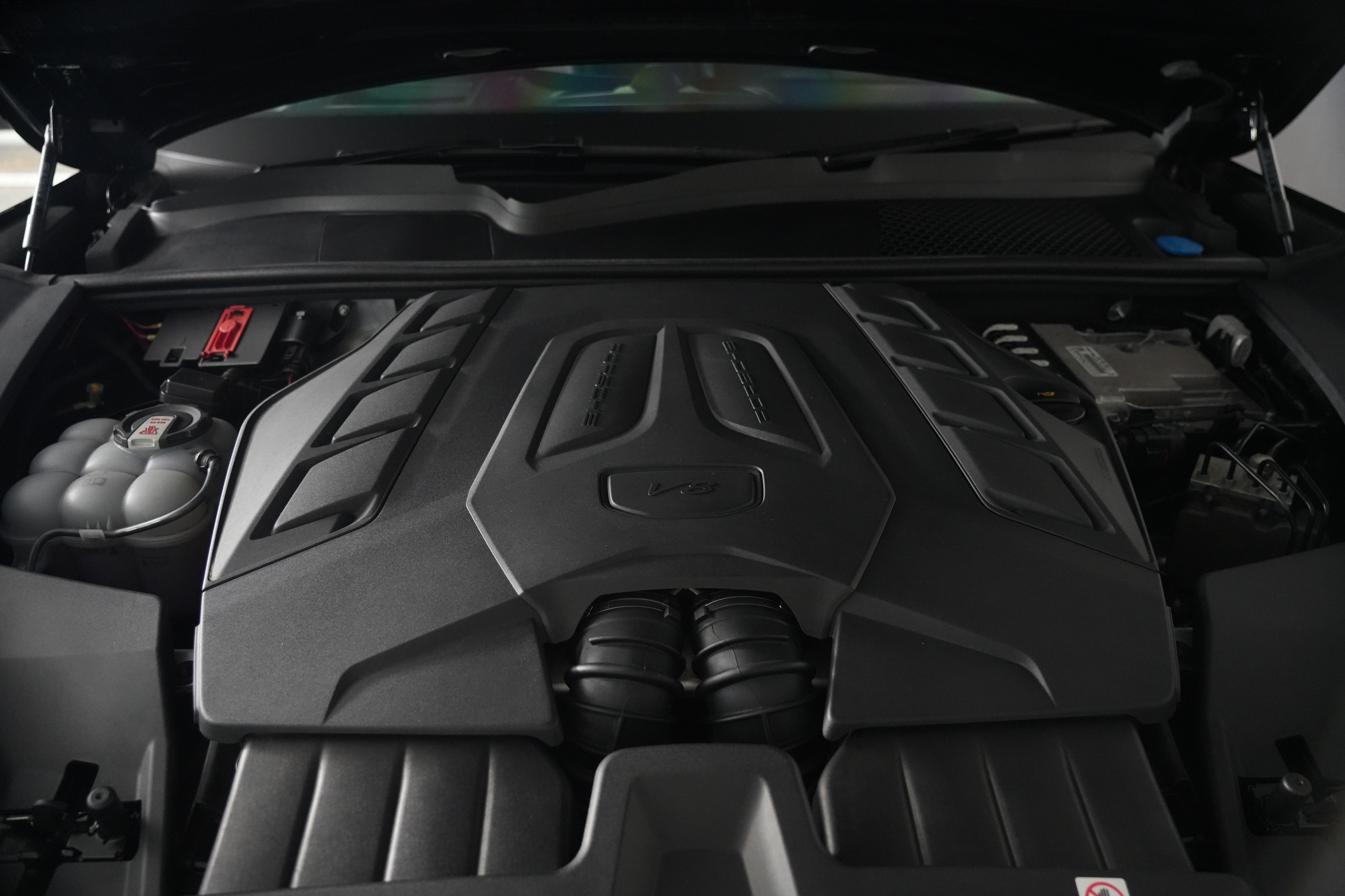 2024 Porsche Cayenne GTS Coupe Image 26