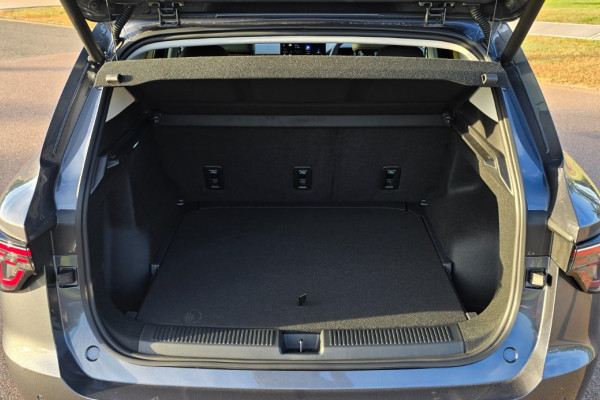 2026 MG MGS5 EV ZS3EM Essence 49 SUV Image 12
