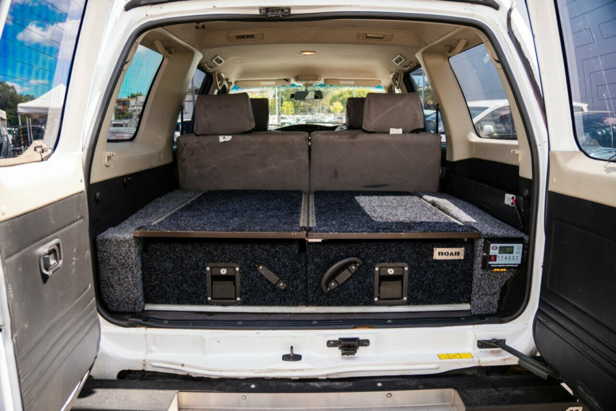 2015 Nissan Patrol GU 9 ST SUV Image 7