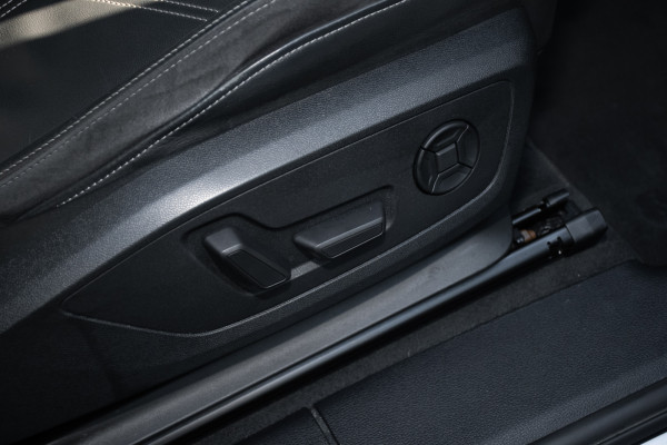 2020 MY21 Audi Q3 F3 40 TFSI S line SUV Image 19
