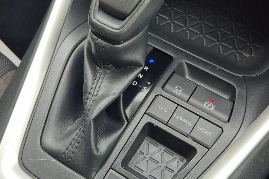 2022 Toyota RAV4 AXAH54R GX SUV Image 27