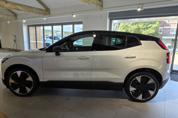 2024 Volvo EX30  Twin Motor Performance Ultra SUV Image 6