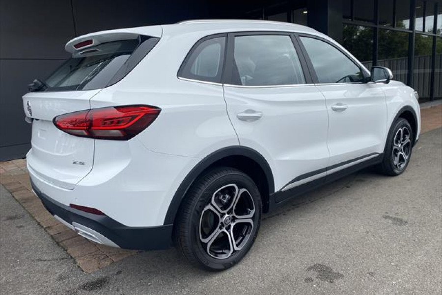 2025 MG ZS ZS32 Essence SUV Image 10