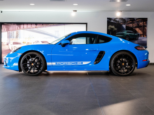 2024 Porsche Cayman Cayman - Style Edition Coupe image 4