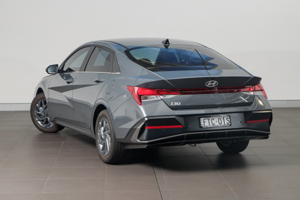 2025 Hyundai i30 CN7.V2  Sedan image 2