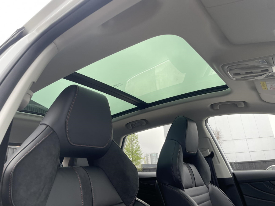 2025 MG HS Plug-in Hybrid Essence SUV Image 8