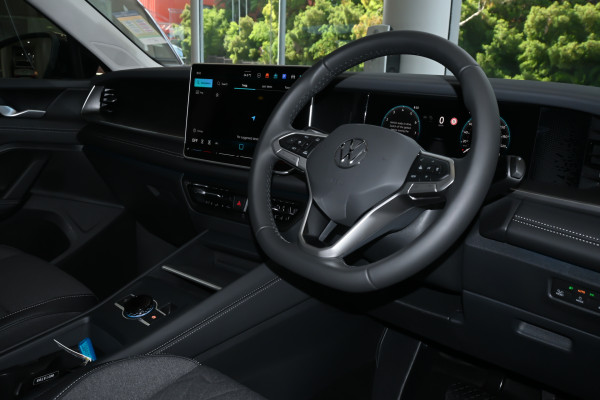 2025 Volkswagen Tayron R4 150TSI Life SUV Image 7
