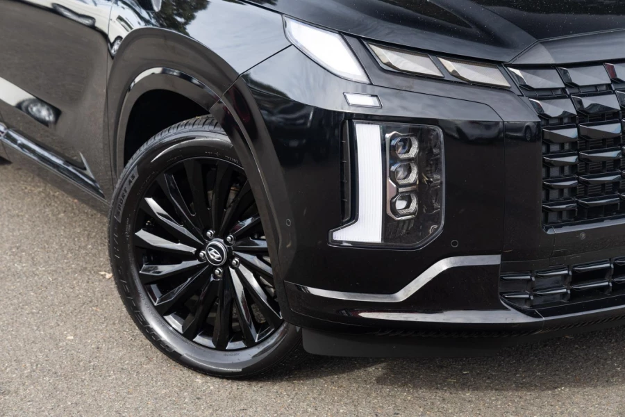 2024 Hyundai Palisade LX2.V4 Calligraphy Black Ink SUV Image 6
