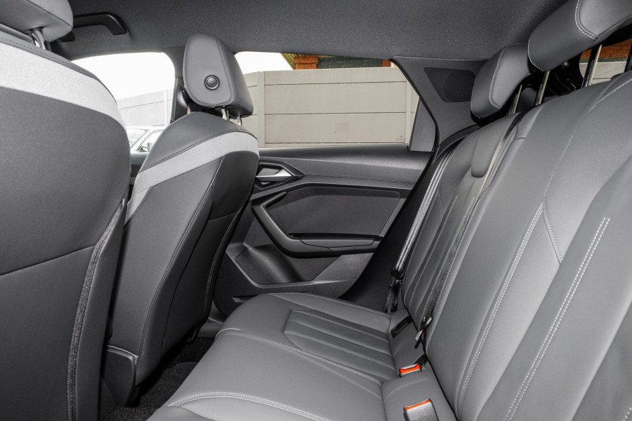 2025 Audi A1 GB 40 TFSI S line Hatch