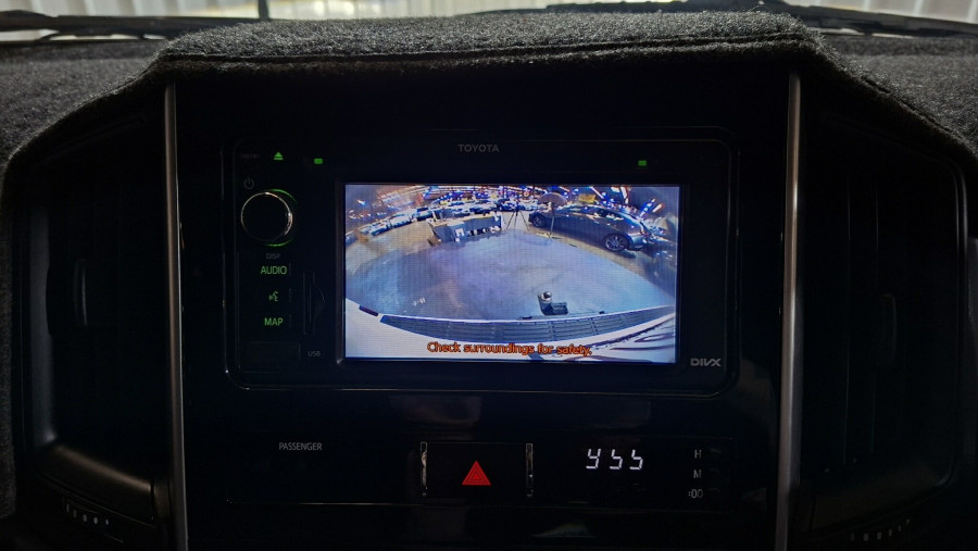 2016 Toyota LandCruiser VDJ200R GXL SUV Image 26