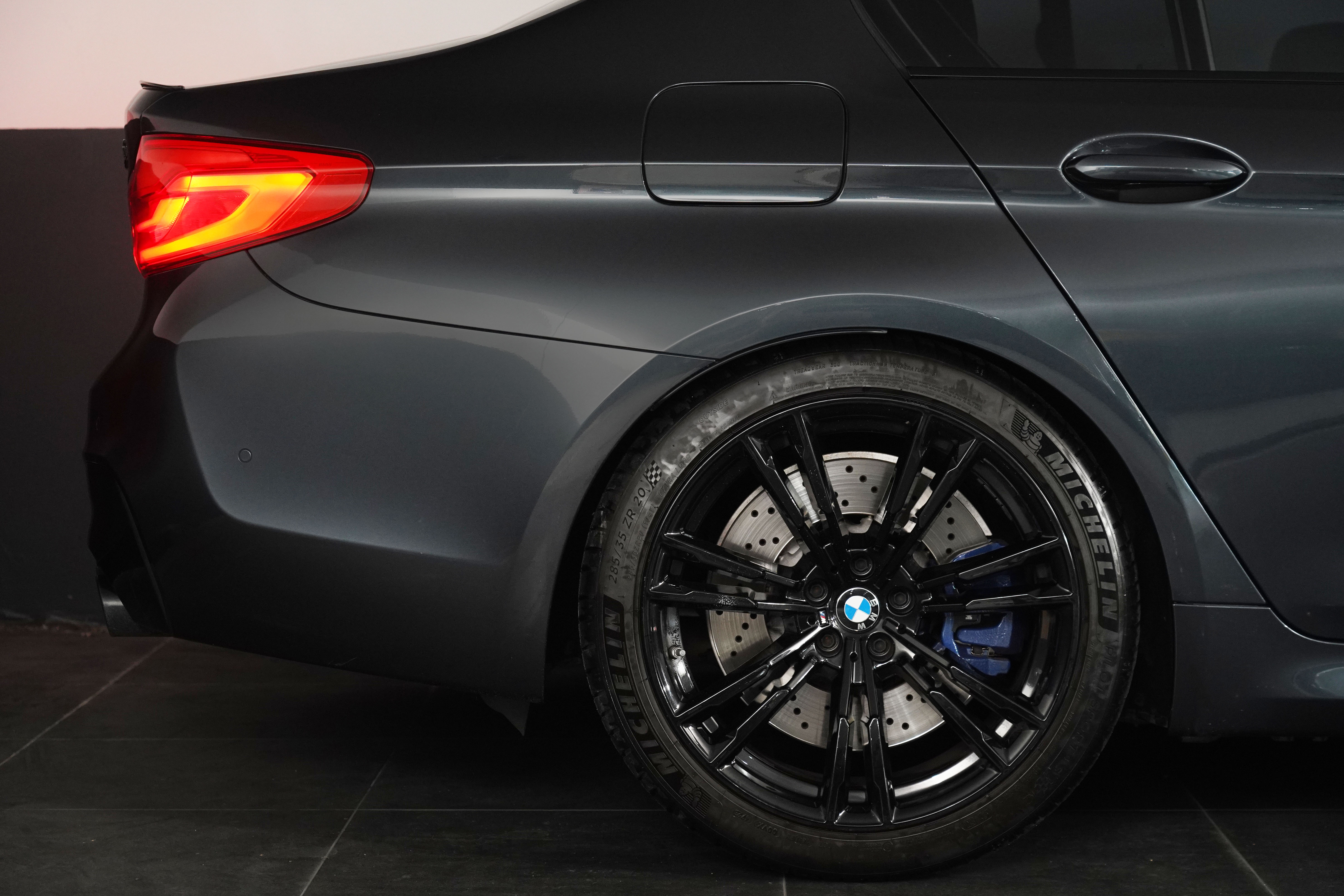 2019 BMW M5 Competition Xdrive Sedan Image 21